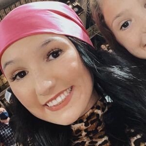 Meet your Posher, Sawyer